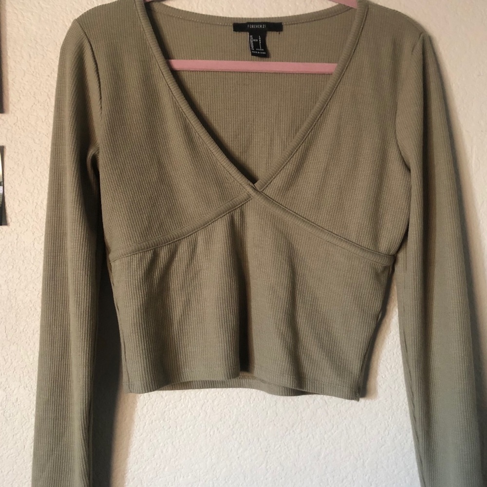 OLIVE GREEN LONG SLEEVE